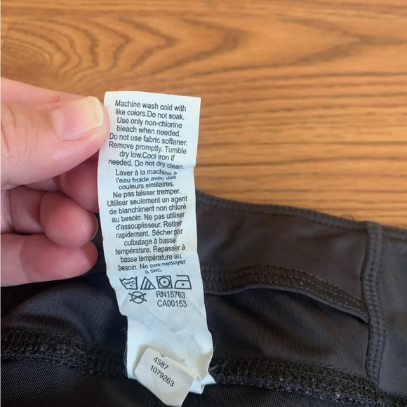 Champion workout Skort. Size L - Picture 6 of 6